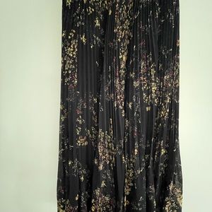 Wilfred pleated floral skirt
